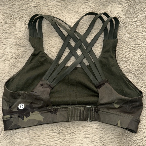 Lululemon camo sports bra - Picture 2 of 2